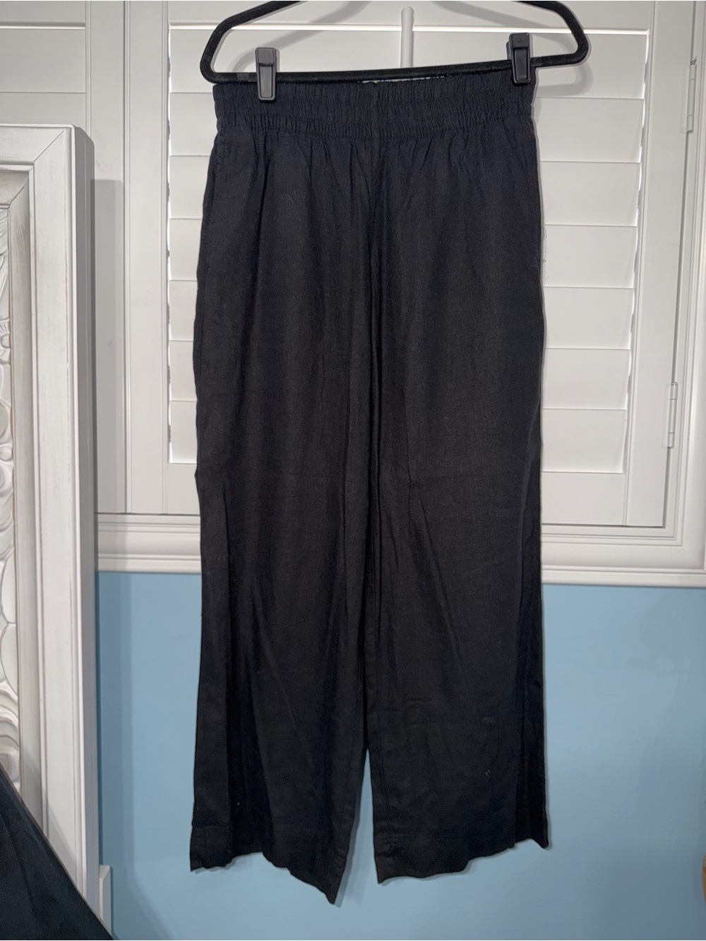 Black Wide-Leg Knit Pants